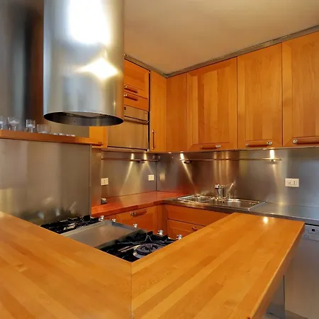 Navona Stylish Romeloft Апартаменты *